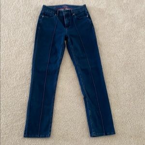 While House Black Market Slim Ankle Jeans Size 2